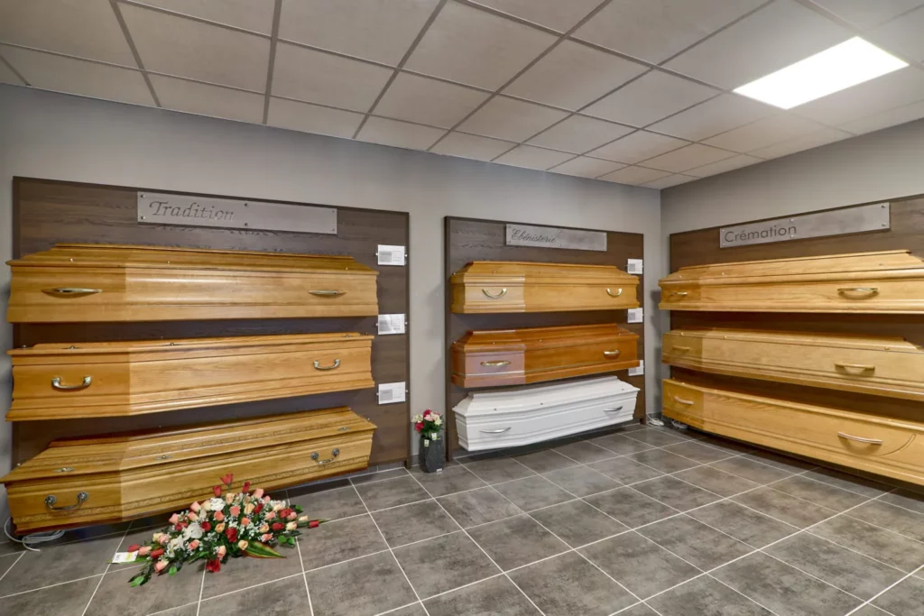 Gamme de cercueils pour crémation et inhumation aux Pompes Funèbres Auger